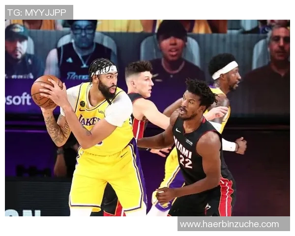 2020年10月1日湖人对阵热火的精彩对决回顾与赛后分析