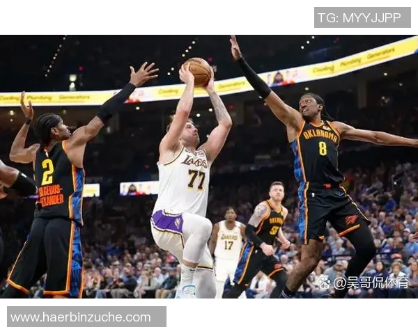 2015年NBA雷霆与骑士精彩对决视频回放重温比赛瞬间与精彩时刻