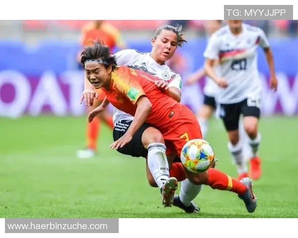 丹麦女足与奥地利女足激战正酣谁将赢得这场精彩对决 丹麦女足与奥地利女足激战正酣谁将赢得这场精彩对决