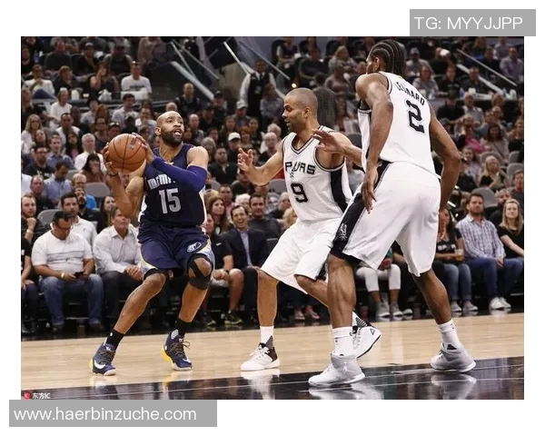 灰熊与马刺季后赛激战正酣直播全程回顾与精彩瞬间分析 灰熊与马刺季后赛激战正酣直播全程回顾与精彩瞬间分析